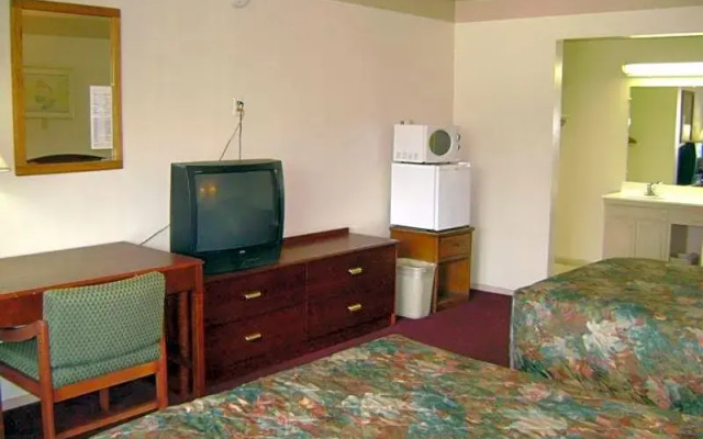 Tiffin Motel