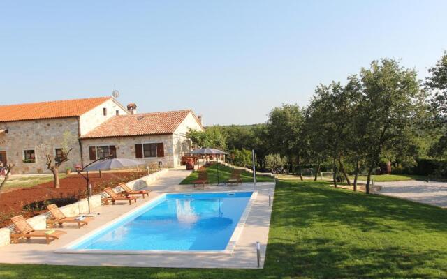 Apartment Jakici