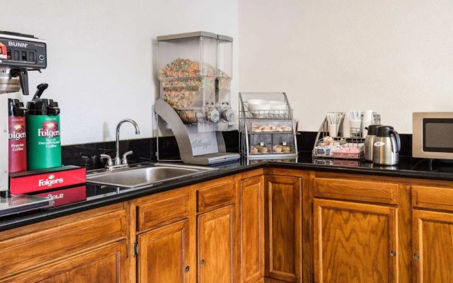 SureStay Hotel by Best Western Norfolk Little Creek