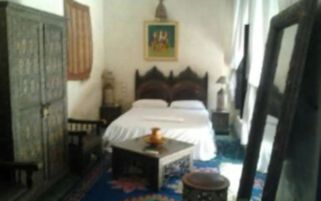 Riad Lalla Khiti