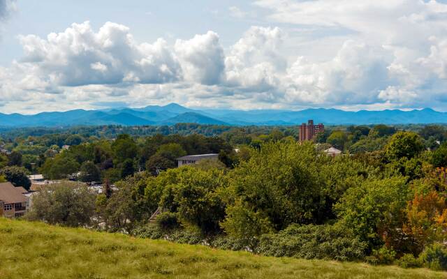 Aloft Asheville Downtown