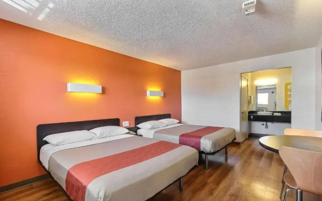 Motel 6 Oakland Airport
