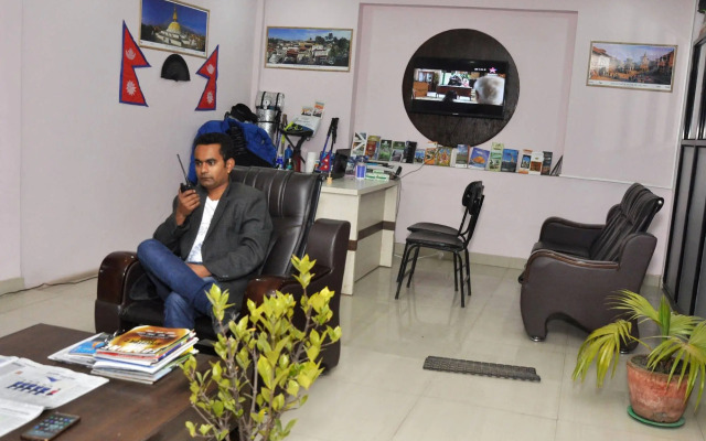 Famous House Kathmandu - Hostel