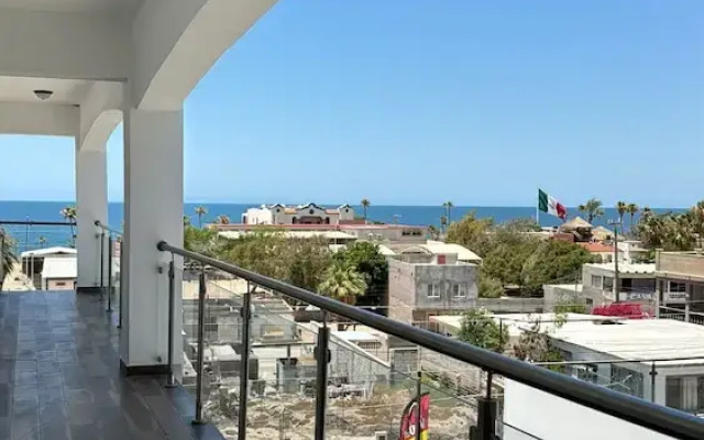 Cuatro Palmas Hotel