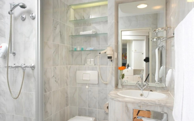 relexa Waldhotel Schatten