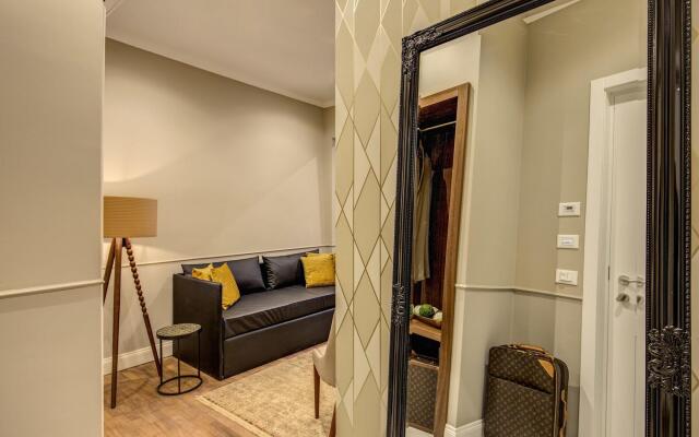 Charme Spagna Boutique Hotel