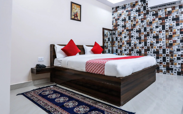 OYO 15259 Smart City