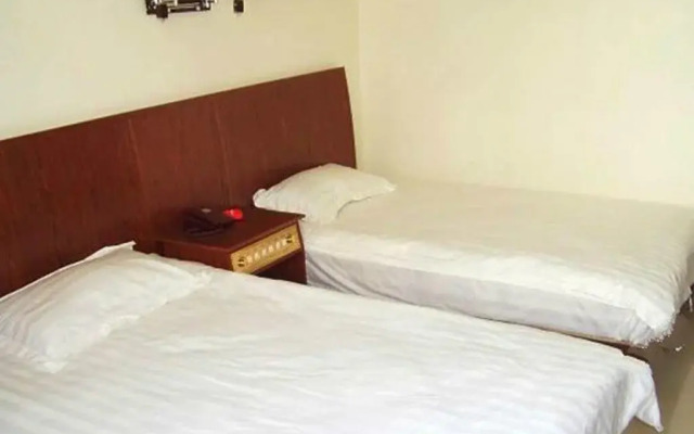 Gold Bamboo Inn