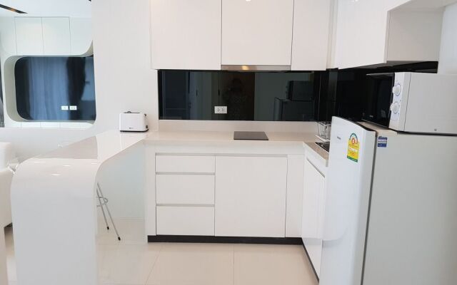 City Center Residence 1BR Pool View A306