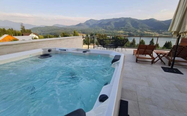 . Panoramic Colibita