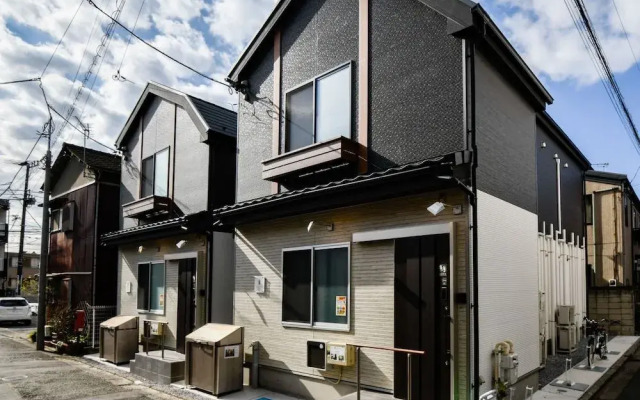 Grandouce Kamata II - Hostel, Caters To Men