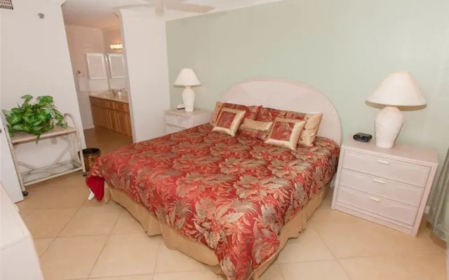 Summerchase 1008 - 3 Br condo by RedAwning