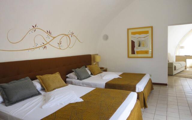 Livvo Risco del Gato Suites Hotel