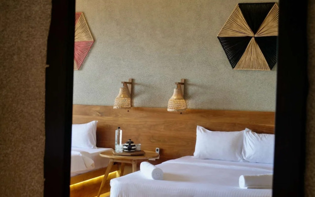 Coast67 Hotel