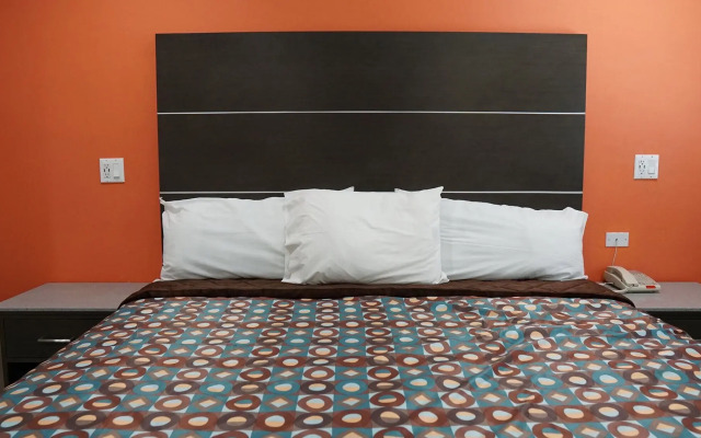 Sea Breeze Inn - LAX Airport, Los Angeles