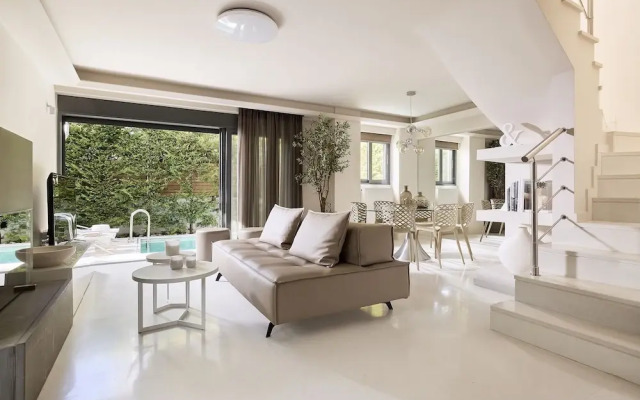 Elaia Luxury Suites Glyfada