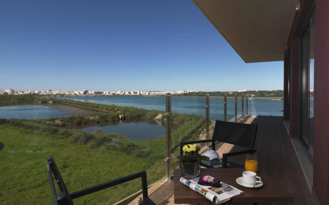 Água Hotels Riverside