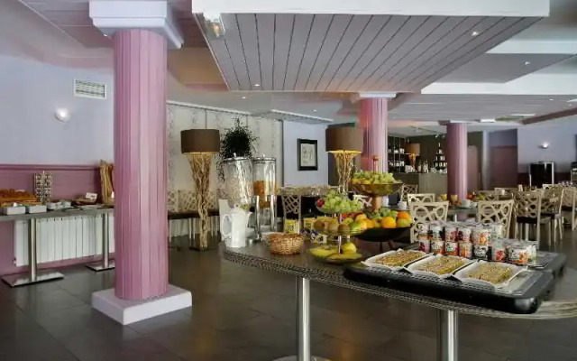 Hotel du Golf de lAilette, The Originals Relais (Qualys-Hotel)