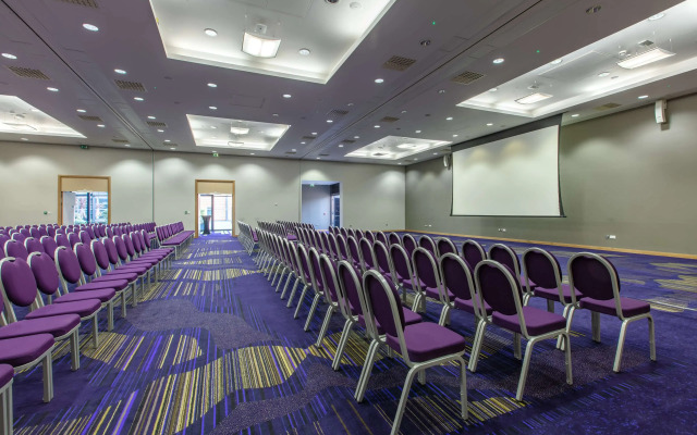 Radisson Blu Waterfront Hotel, Jersey