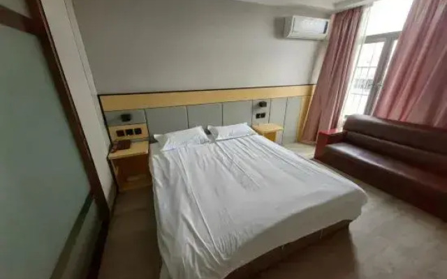 Xinjia Hotel