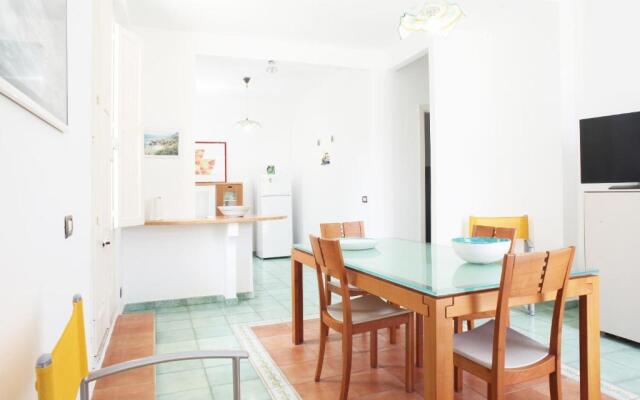 BeachSide Rooms  Suites