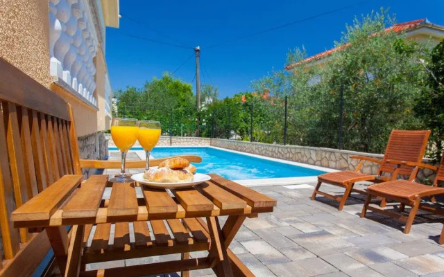 Apartmani Tina