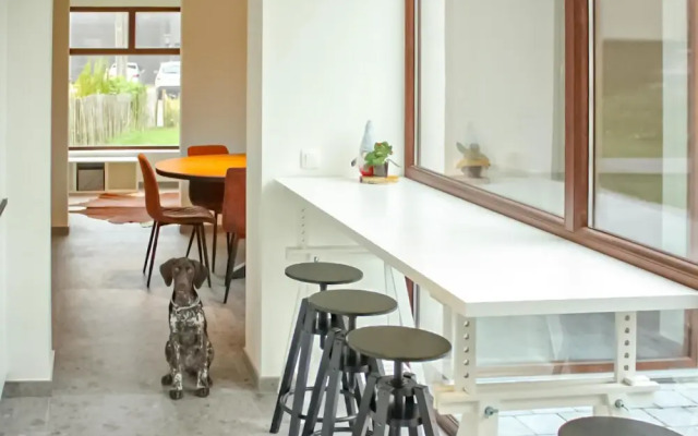 Stunning Home in Diksmuide With Wifi and 4 Bedrooms
