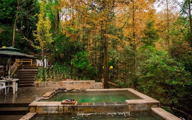 Huashuiwan No. 1 Hot Spring Hotel