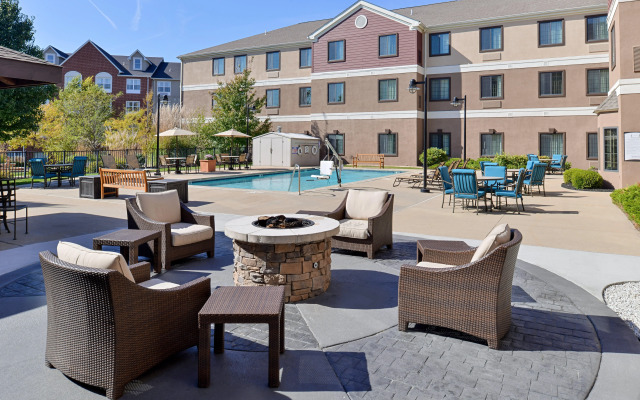 Staybridge Suites O'Fallon Chesterfield by IHG