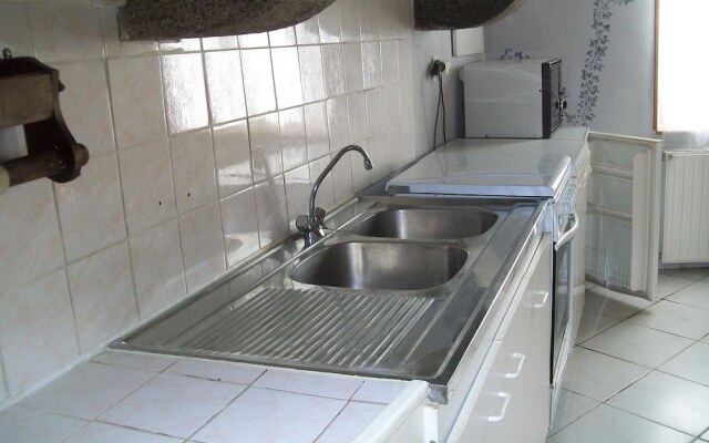 House With 3 Bedrooms in Reffuveille, With Furnished Garden and Wifi