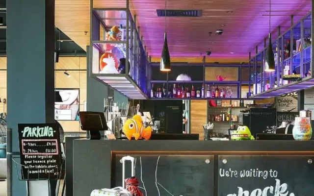 Moxy Edinburgh Airport