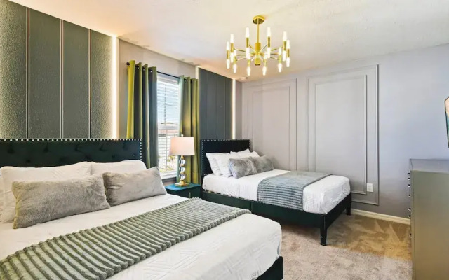 Fancy Game Theater 10br Villa W/pool/spa Disney
