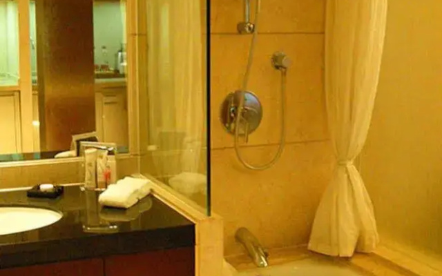 Lejia EAC International Apartment Hotel