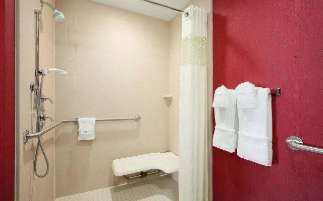 Hampton Inn & Suites Millington