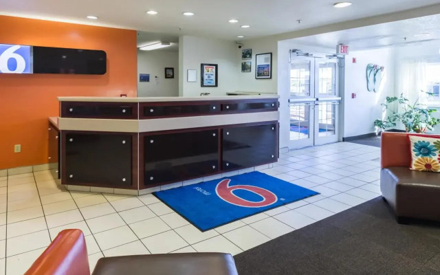 Motel 6 Huron, OH - Sandusky