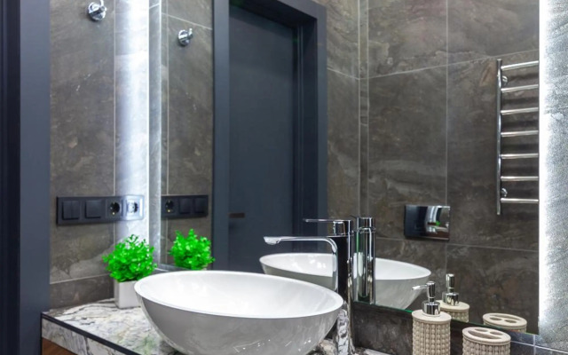 Royal VIP Apartment on Gorodotska 31