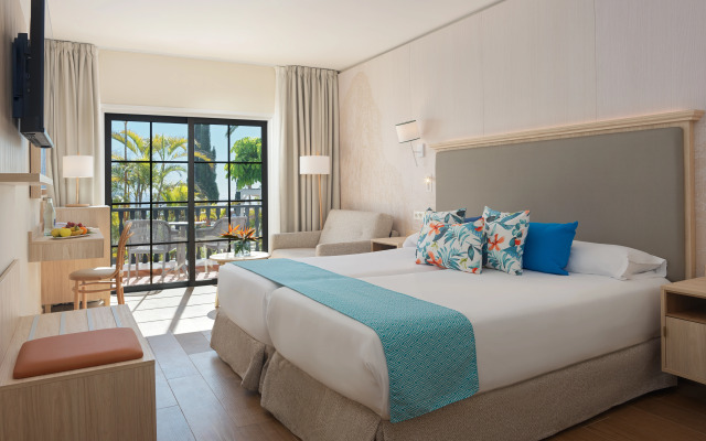 Hotel Jardín Tecina