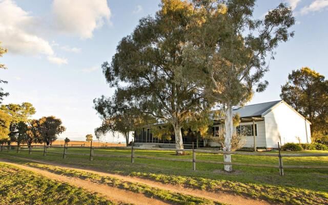 Colenso Country Retreat