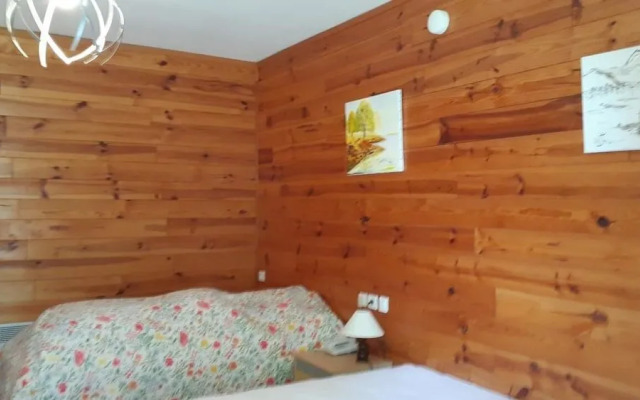 Logis Auberge De La Mandrie