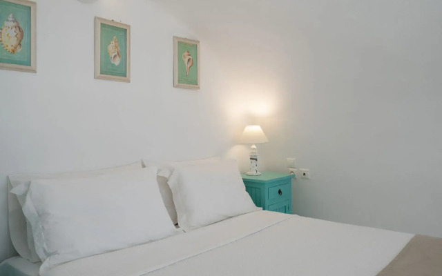 Valsamo Suites