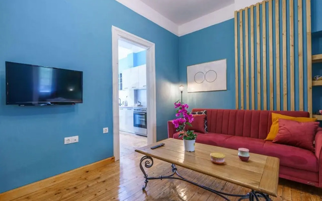 Luxury Art Deco 1-bed Apartment in Thessaloniki