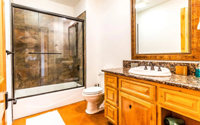 Yucca Viewpoint - Hot Tub - Best View