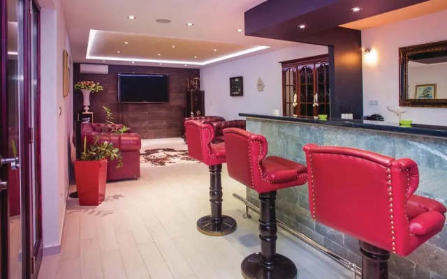 Awesome Home in Kucine Solin with Hot Tub, WiFi & 7 Bedrooms