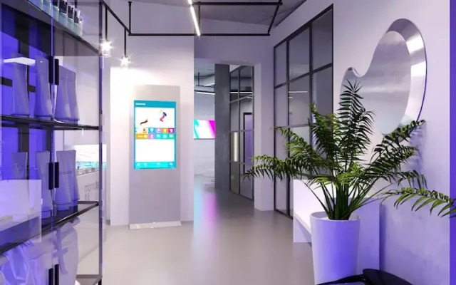 Monotel Capsule Hotel