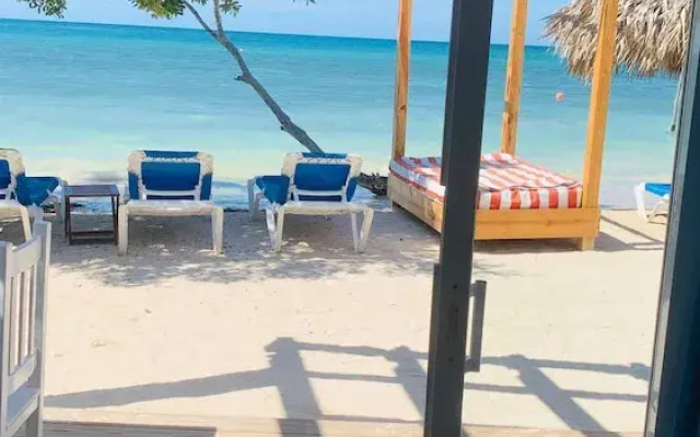 La Isla Bonita