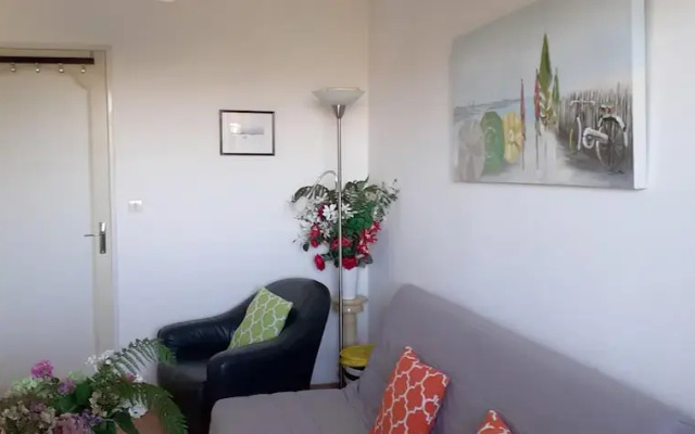 Apartment With 2 Bedrooms in Ouistreham, With Furnished Balcony - 500