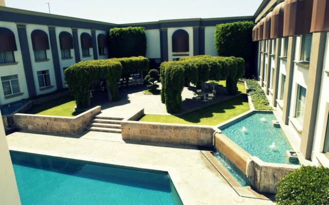 Capital O La Estancia