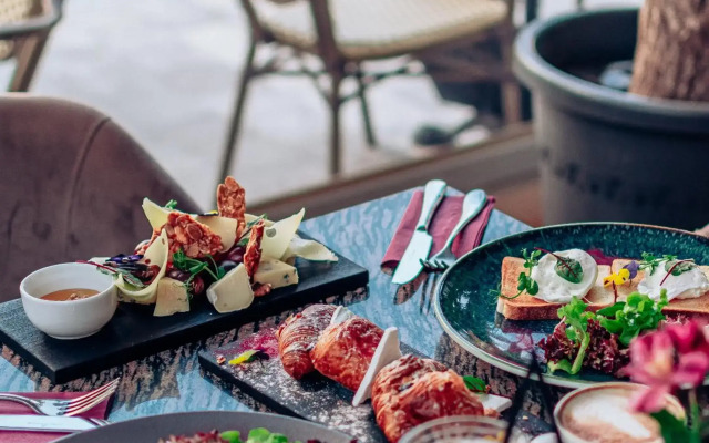 Lido by Phoenicia