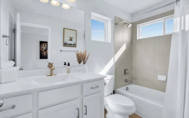 Cactus Blossom Bungalow