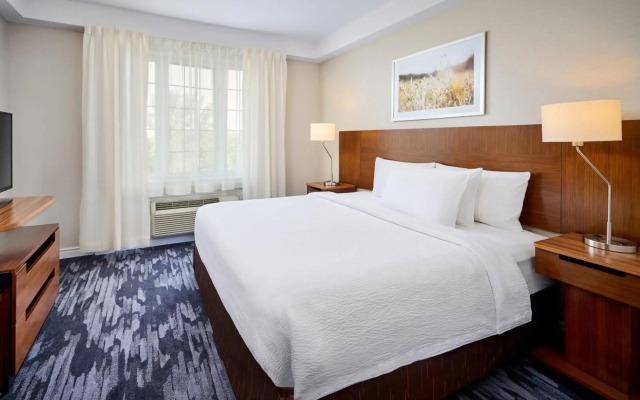 Fairfield Inn & Suites by Marriott Ottawa Kanata